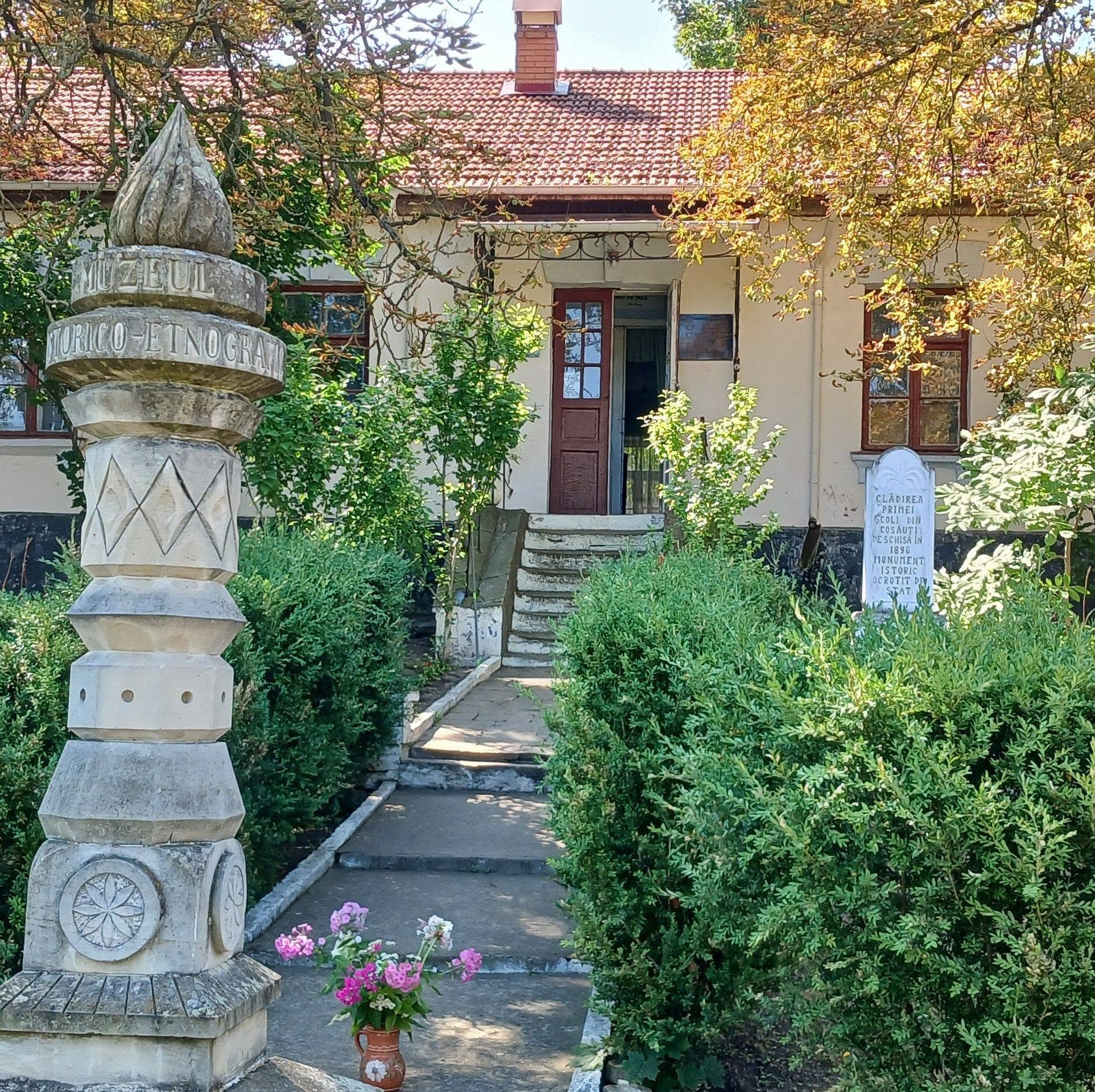 Muzeul de Istorie și Etnografie Cosăuți "Vasile Ceban"